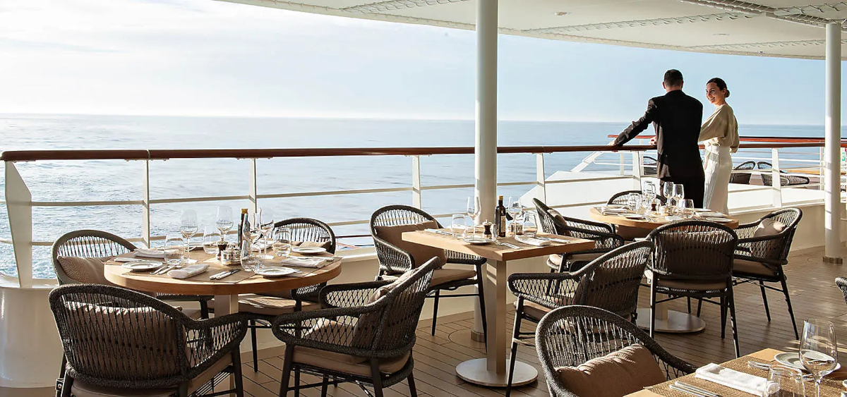 MyCruise Ponant Le-Champlain Offentlige-arealer Restauranter6